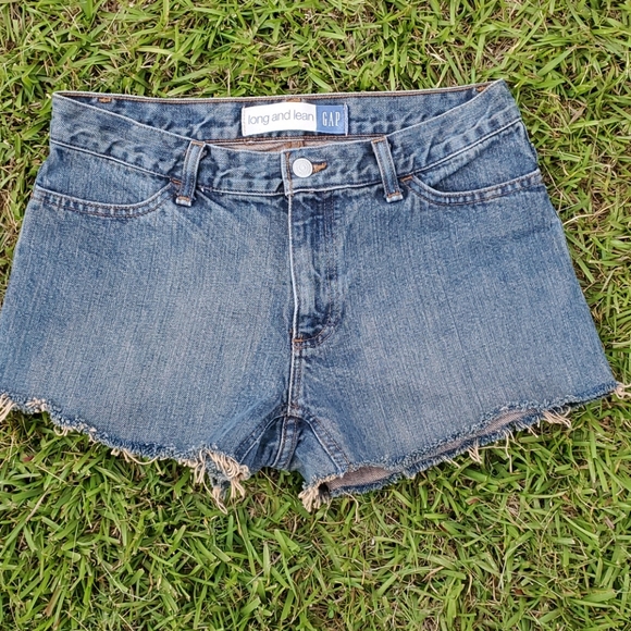 1990s Vintage cutoff Jeans GAP denim shorts - Picture 3 of 6